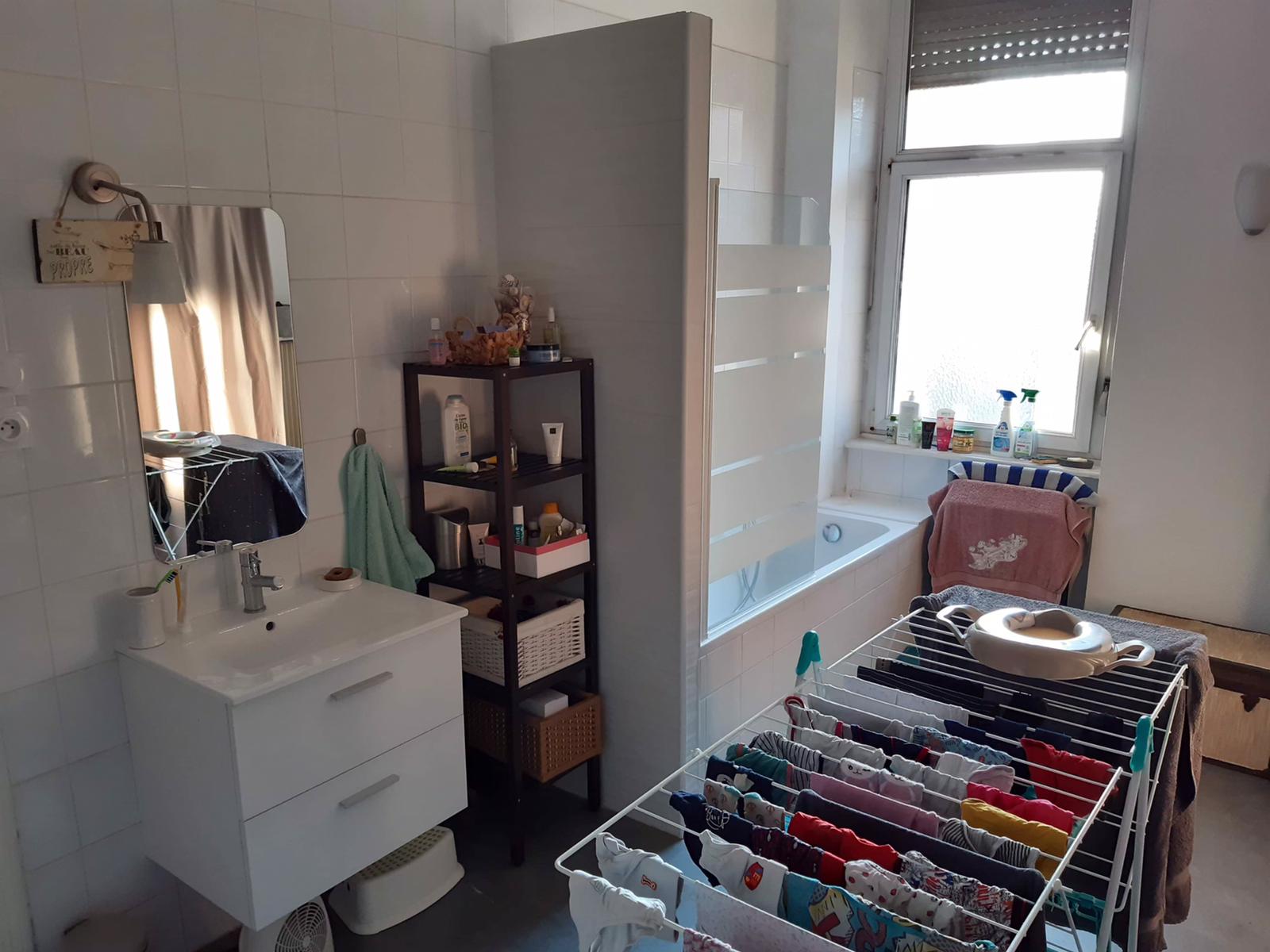 PHOTOS
