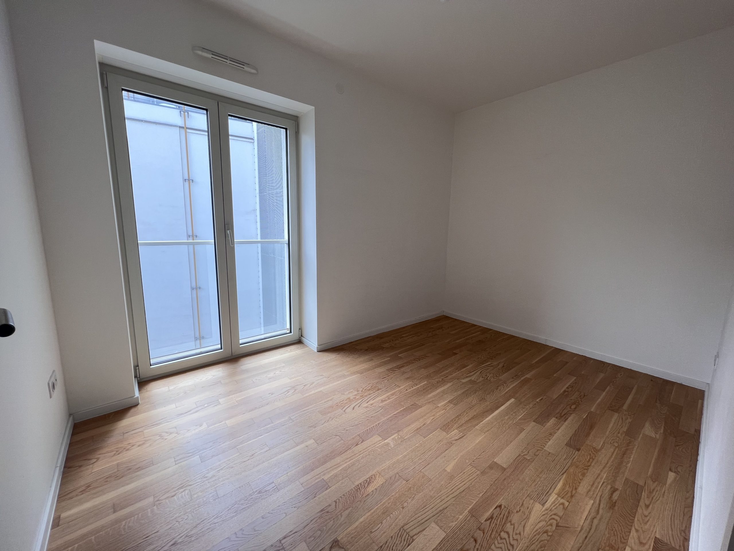 photo_698a4f69f26f0df6223af41e13291e47