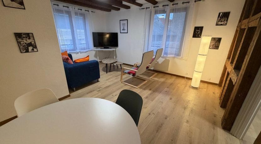 WhatsApp Image 2025-11-14 à 16.09.12_37648679