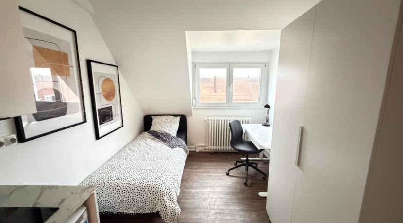 WhatsApp Image 2025-11-14 at 15.59.01 (1)