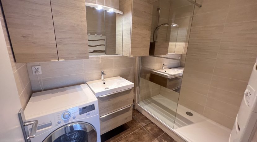 photo_38ca62f8ed40f5b3a0085829d6e1f86a