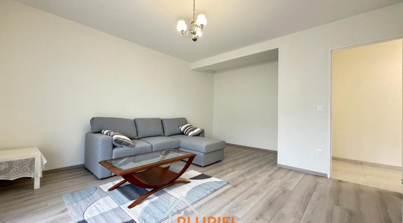 WhatsApp Image 2025-12-11 at 16.44.294