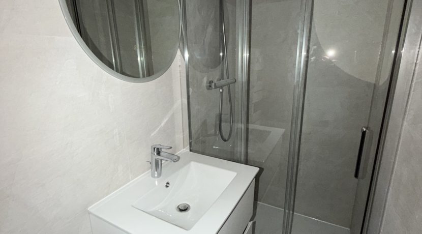 photo_27fb2943ffb900e95516ae930eea1242