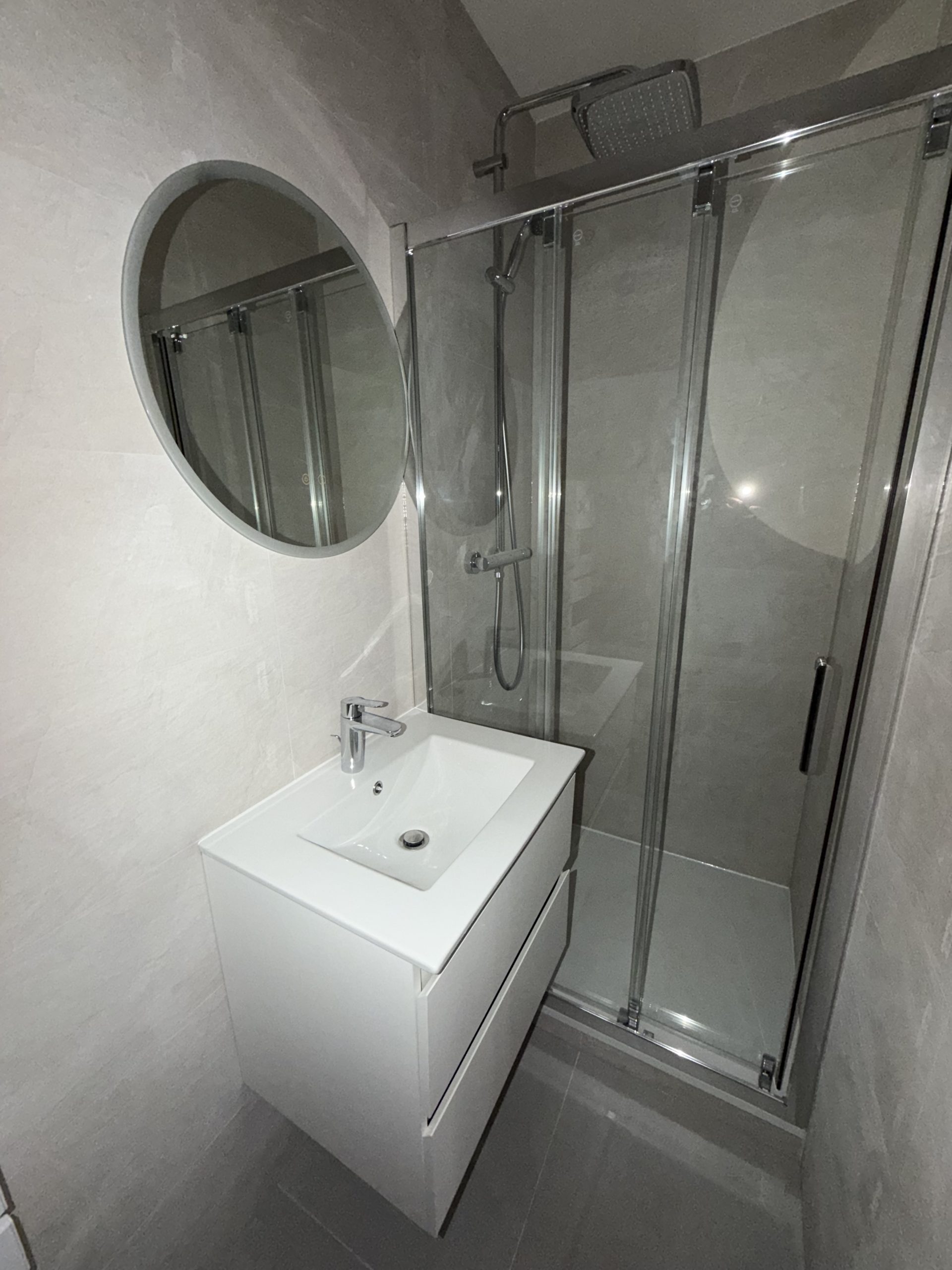 photo_27fb2943ffb900e95516ae930eea1242