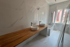 photo_47ef9d170e7c9eb0c3f188774686a467