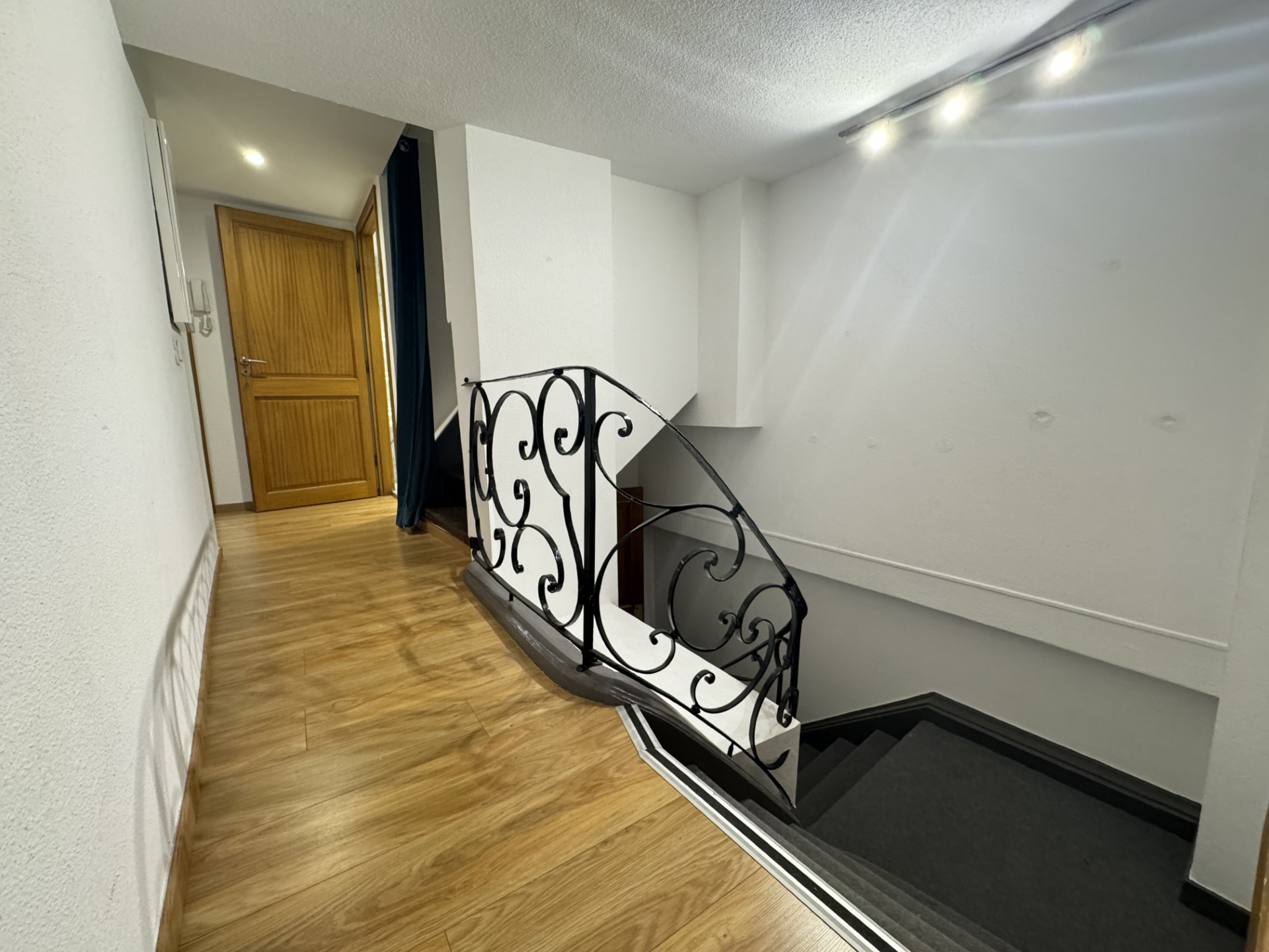 photo_9424088c6f418894d9abc2768f244993