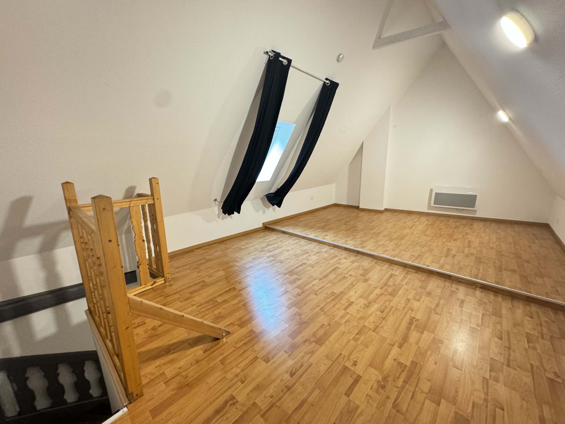 photo_abc3e859661f6cb87f8b55e92ff81411