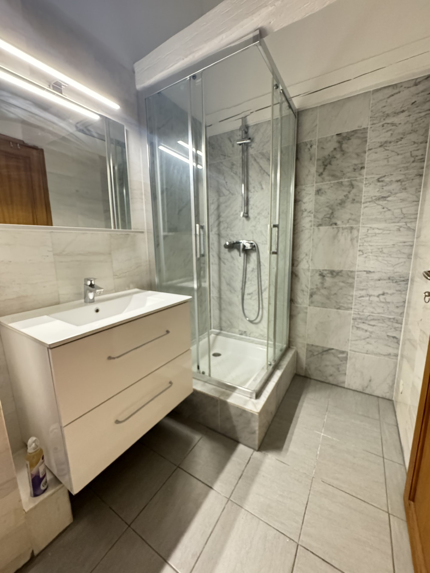 photo_b4e1e09a15ef63cca23eae01e154ab69