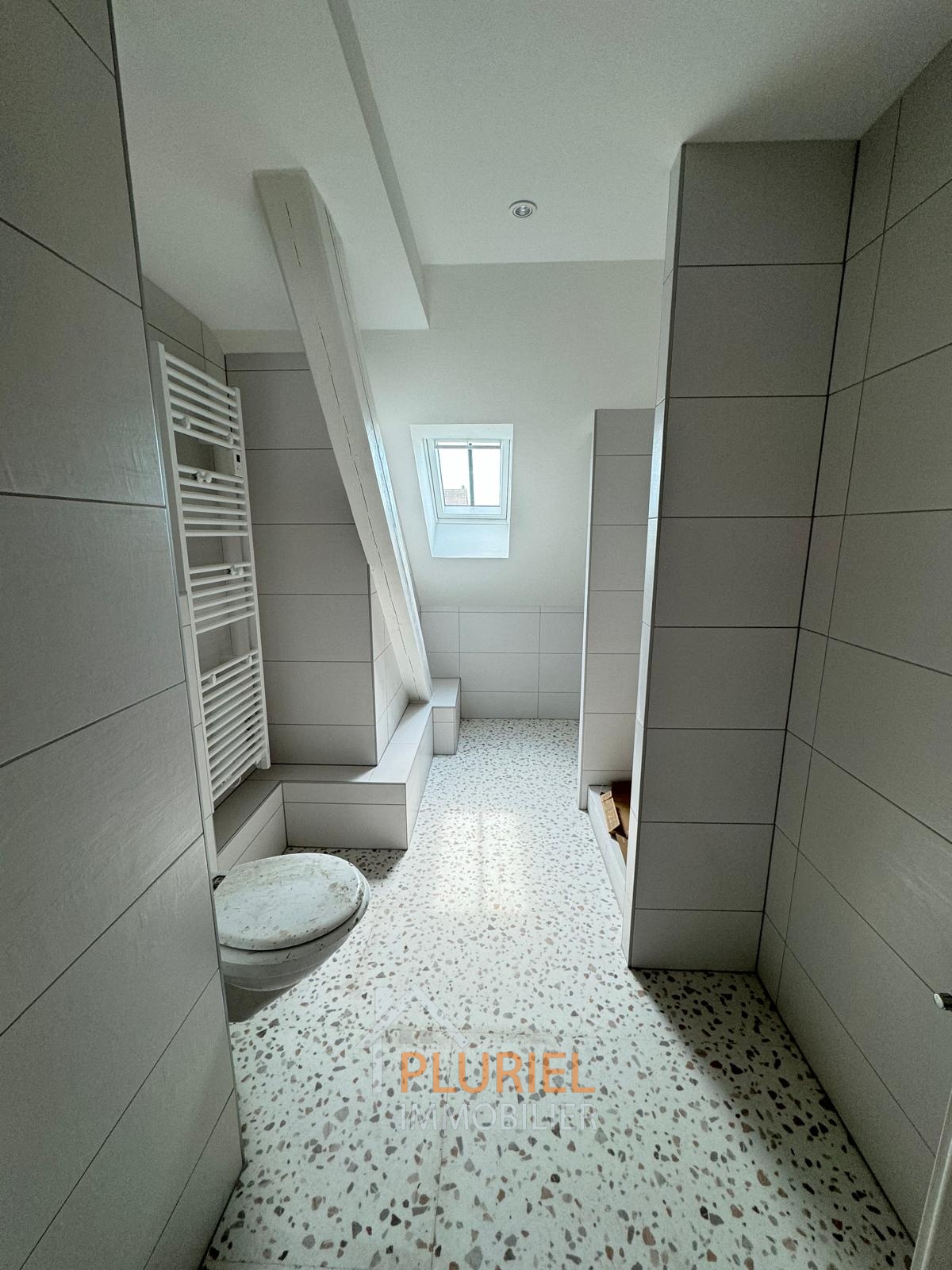 photo_49d137be7ce27fdff9a977dfc21f7357