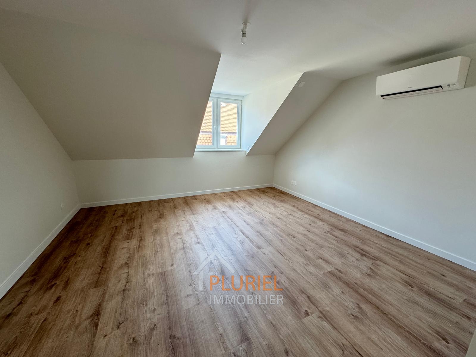 photo_b47f81327573e036803f13ea50d37215