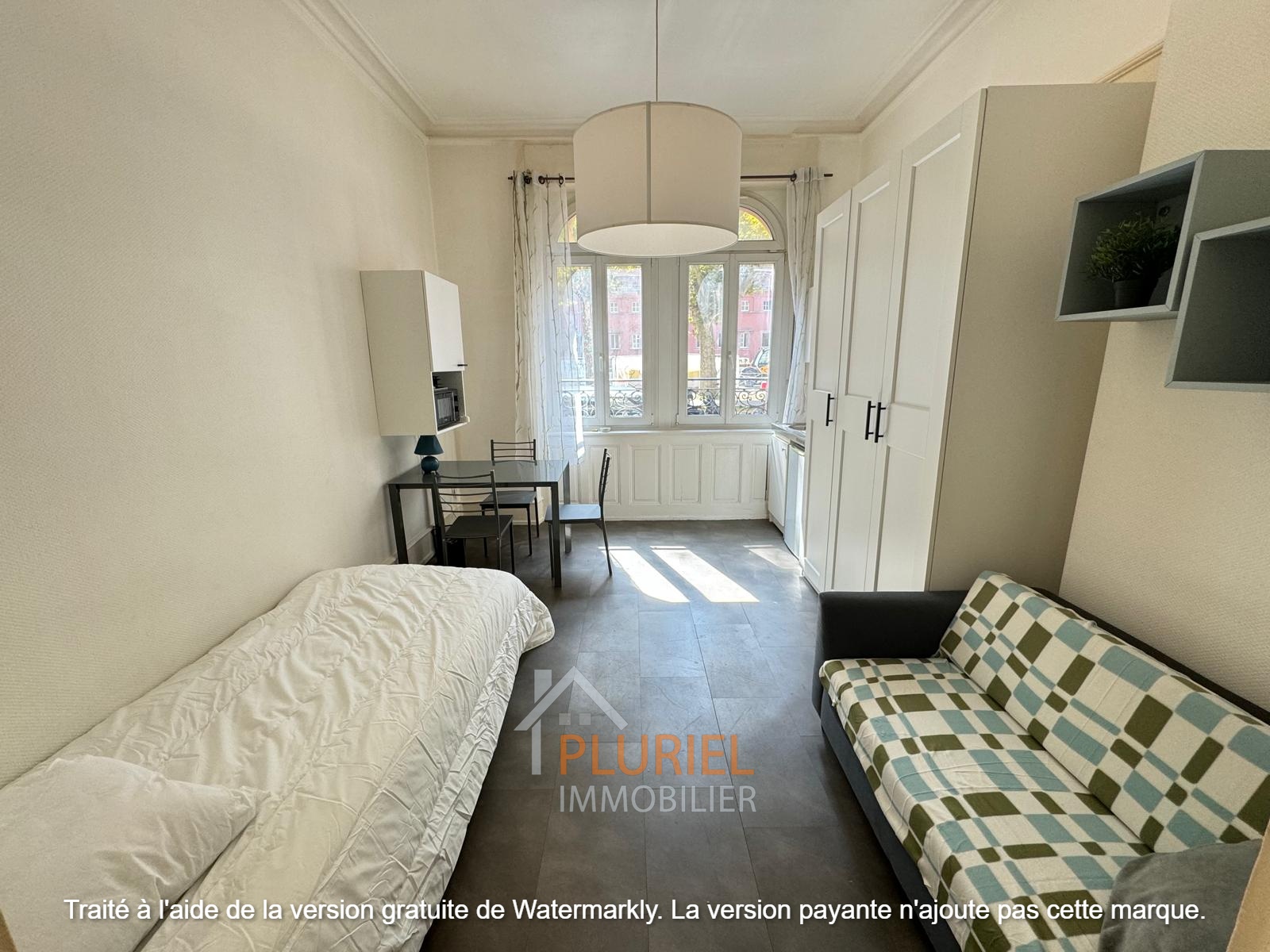 photo_cdddc6d7768e9adad04785d8725ffa73