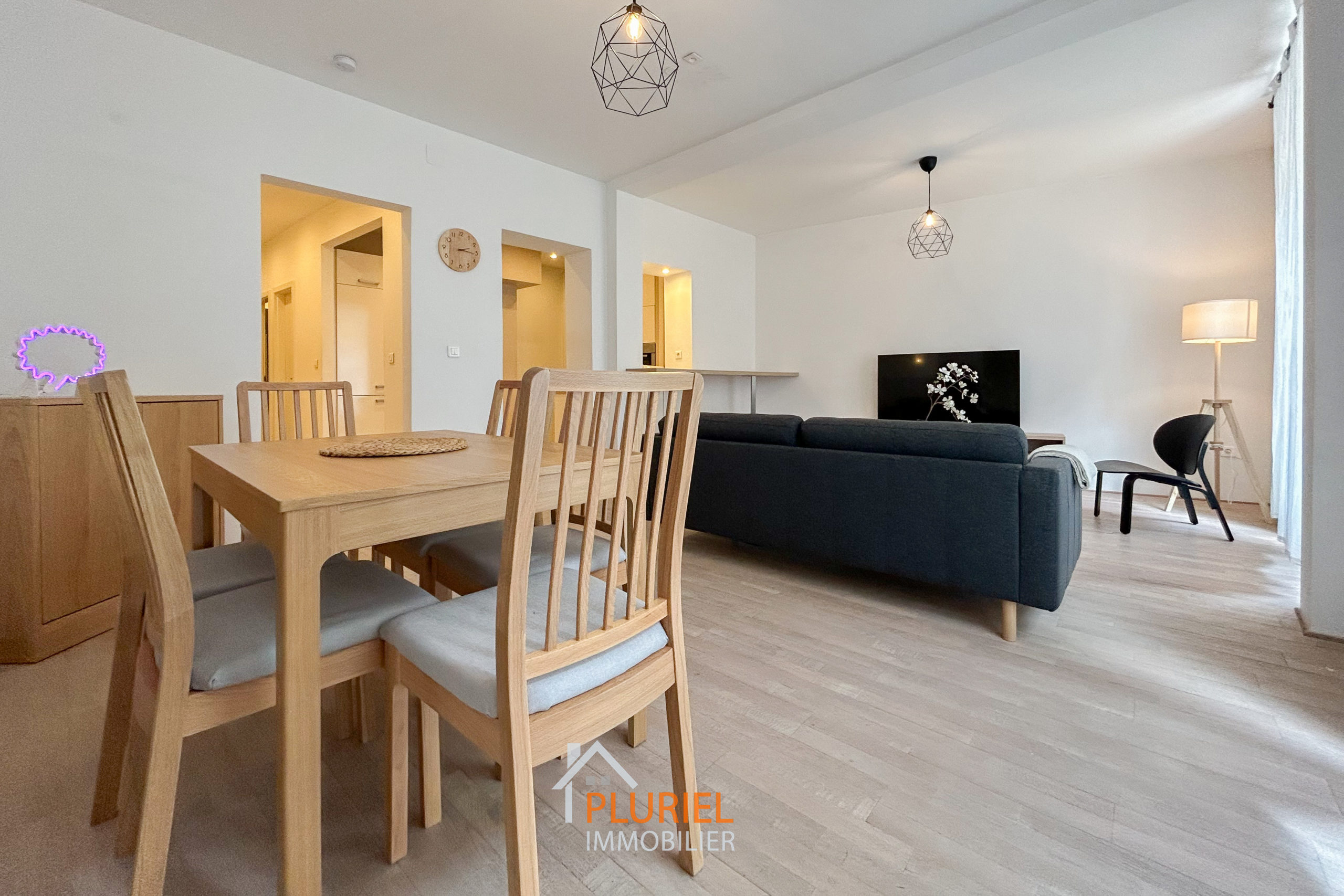 photo_dce15891b423e8ba5fdd81ae50374369