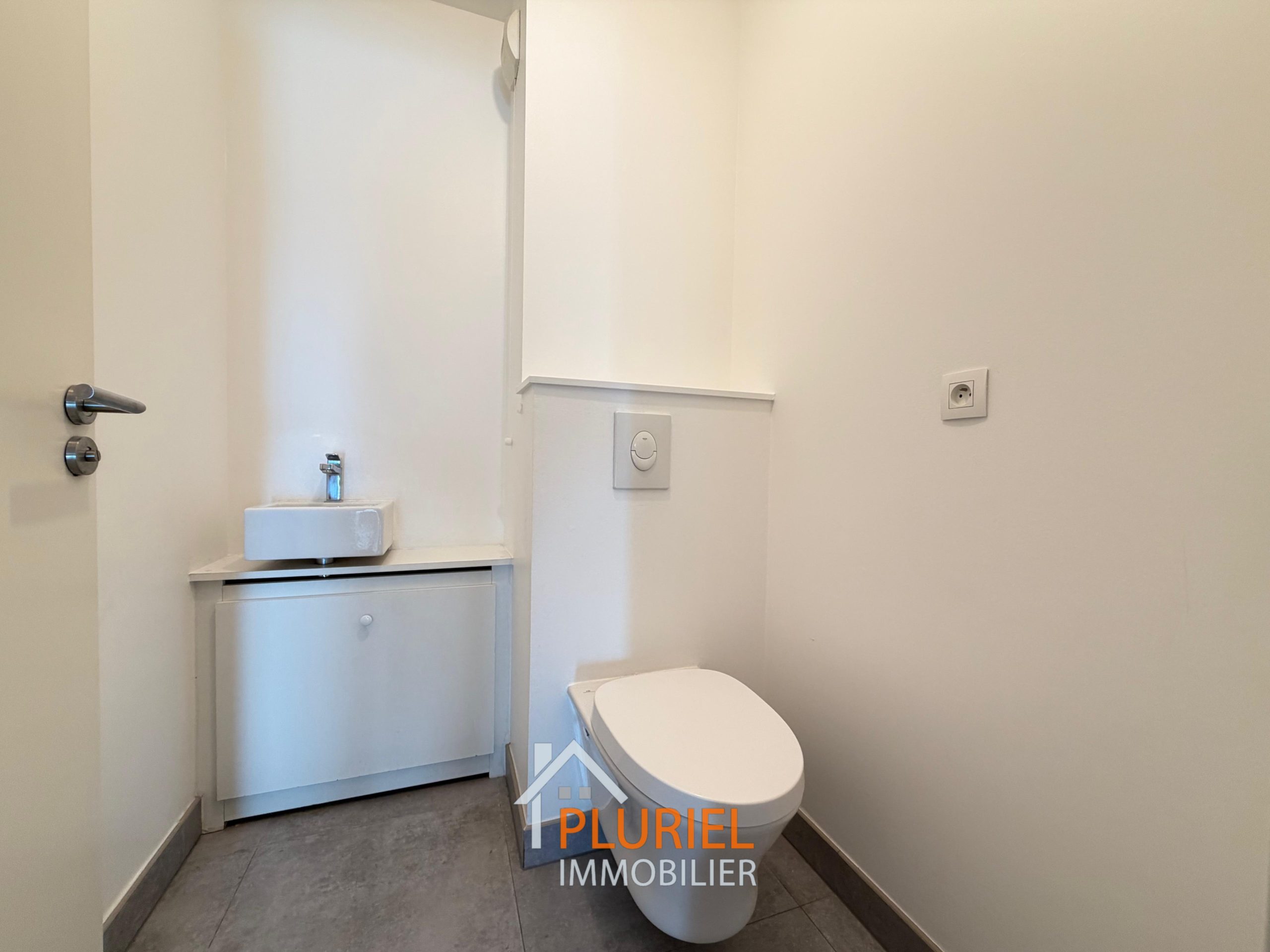 WhatsApp Image 2026-04-28 at 09.08.435