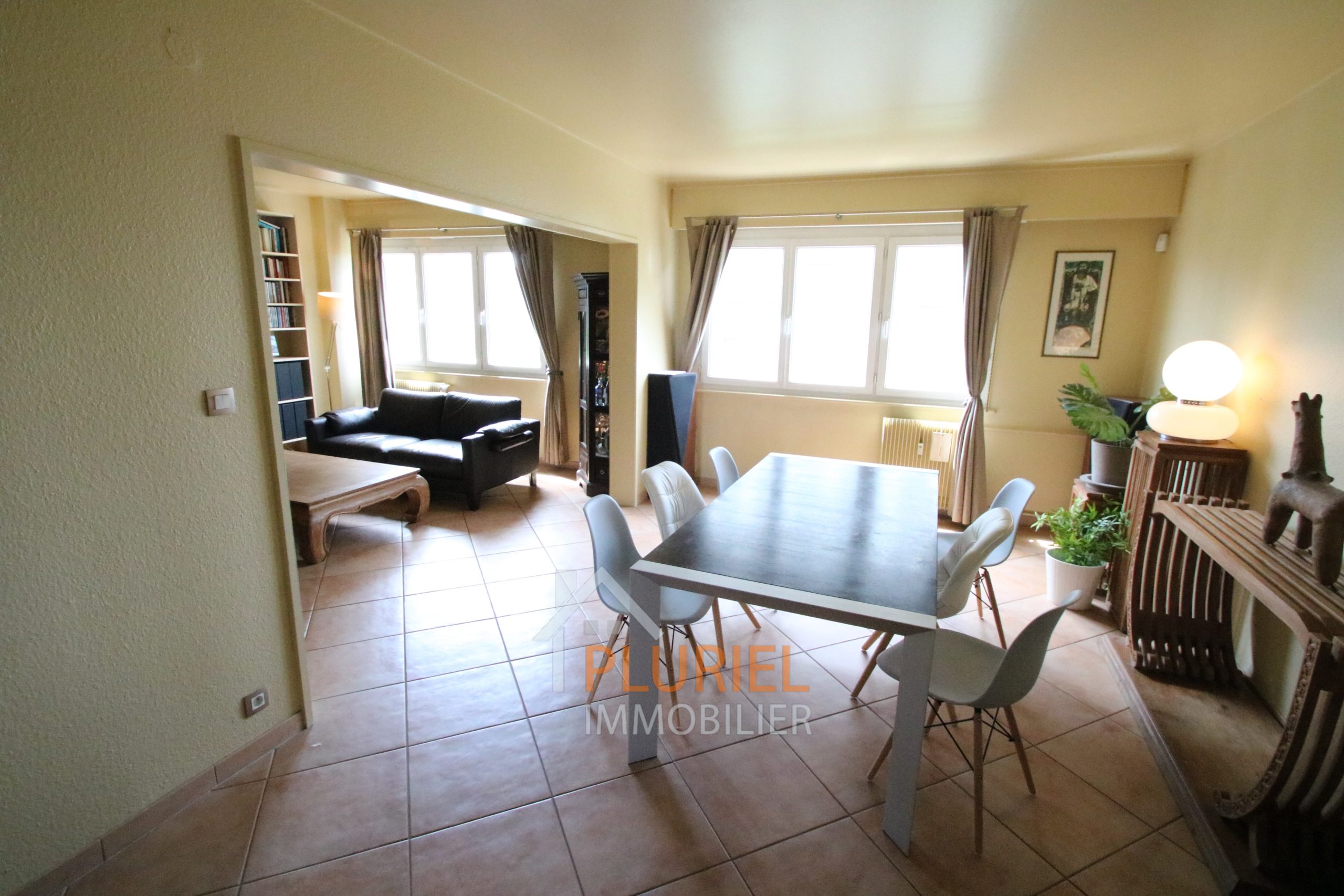 Joli 4 pièces 98m² meublé à l’Esplanade