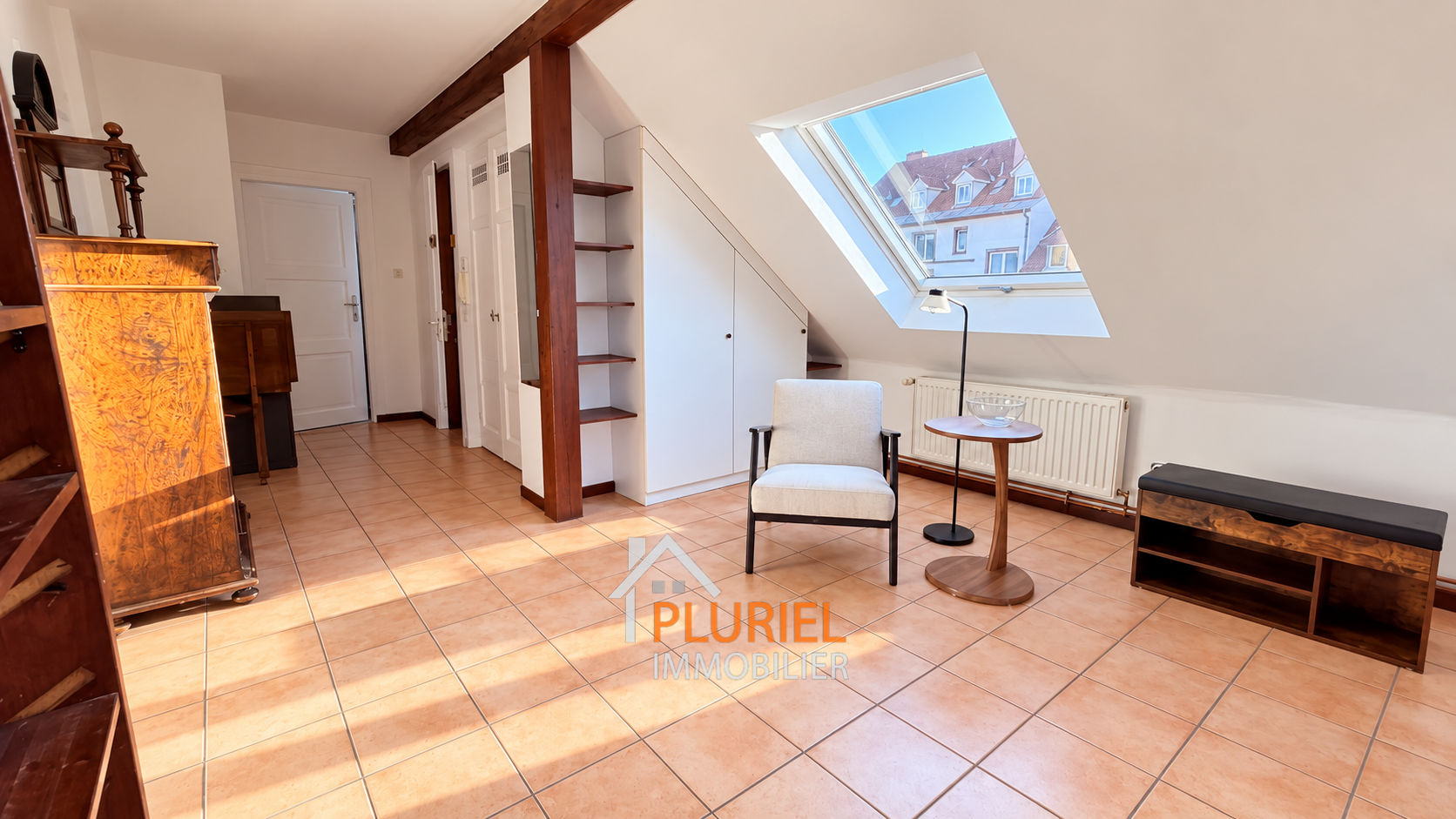 Loft lumineux sous verrière